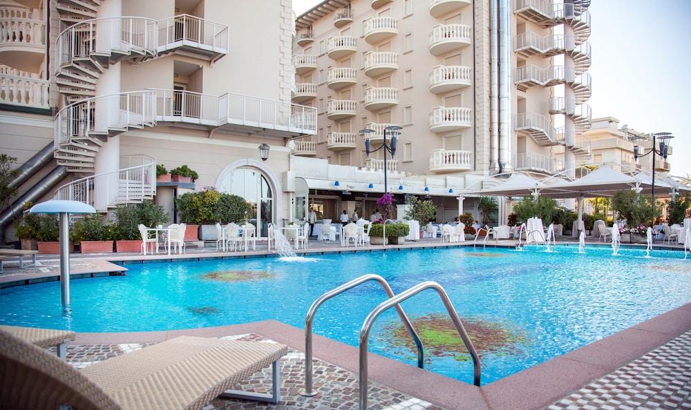 Palace Hotel Milano Marittima Dış mekan fotoğraf