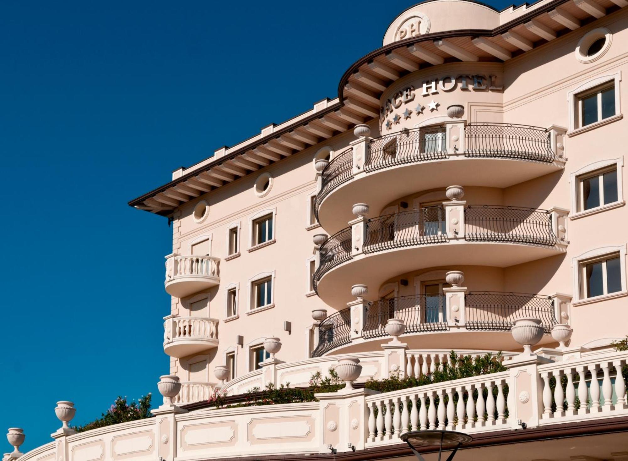 Palace Hotel Milano Marittima Dış mekan fotoğraf